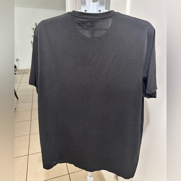 Old Navy Black Graphic T-Shirt - Picture 2 of 2